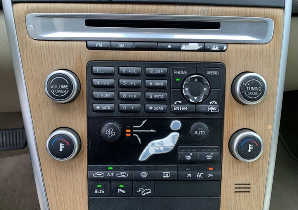 Volvo XC 60 cena 43000 przebieg: 135127, rok produkcji 2010 z Kraków małe 301